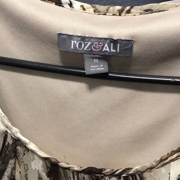 Blouse - Picture 2 of 4